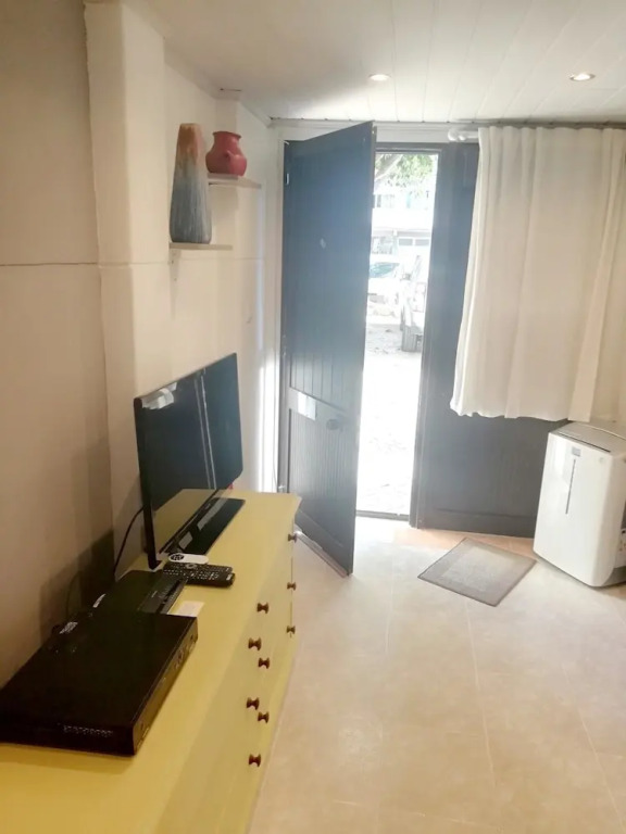 Studio in Estoril, With Wonderful City View and Wifi - 100 m From the
