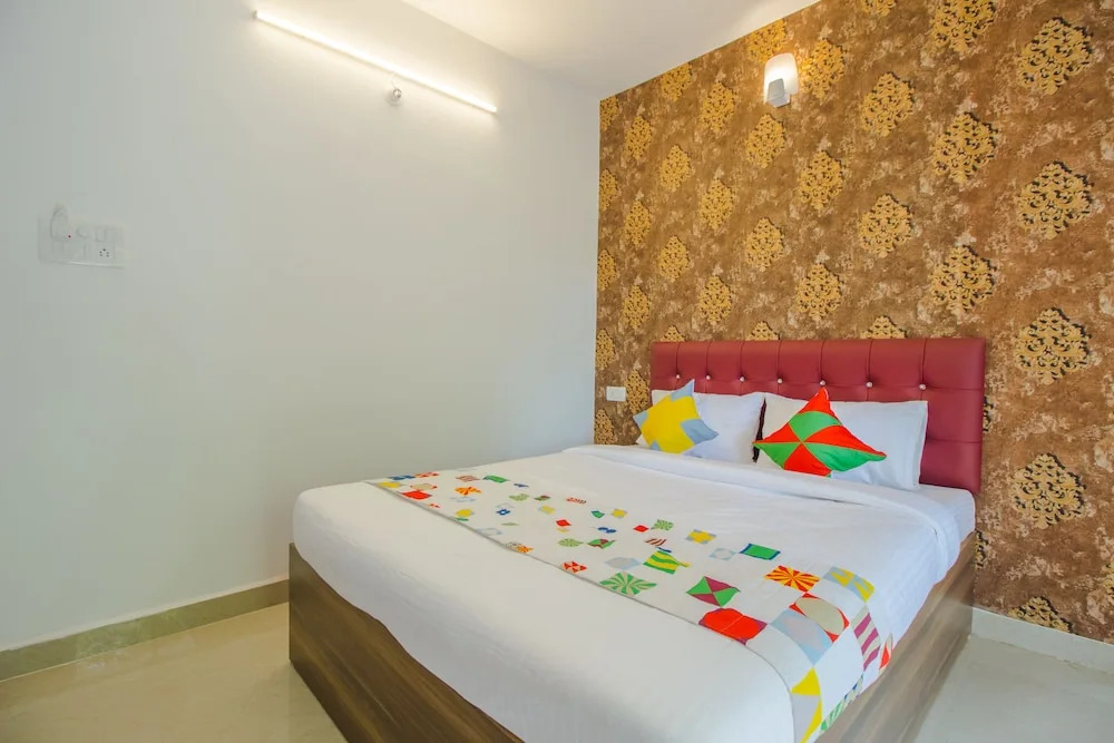 OYO 18414 Home Cosy Studio Saligao Circle