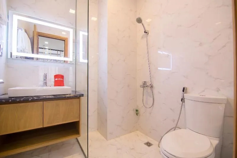 Reddoorz Plus Near Cau Ong Lanh