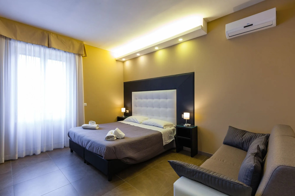 B&B Central Station Suite