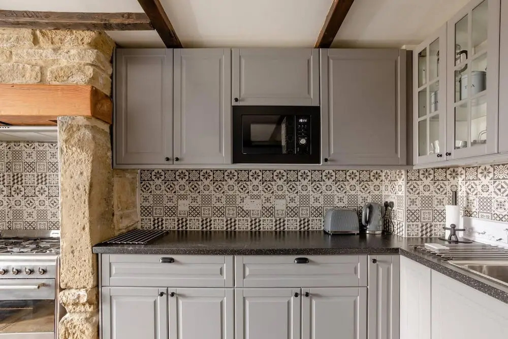 Oldmill-2bed-sleeps6-privategarden-optionalhottub