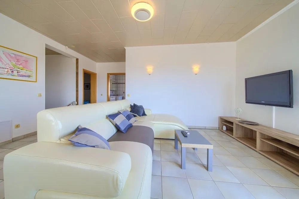 Holiday home Nika