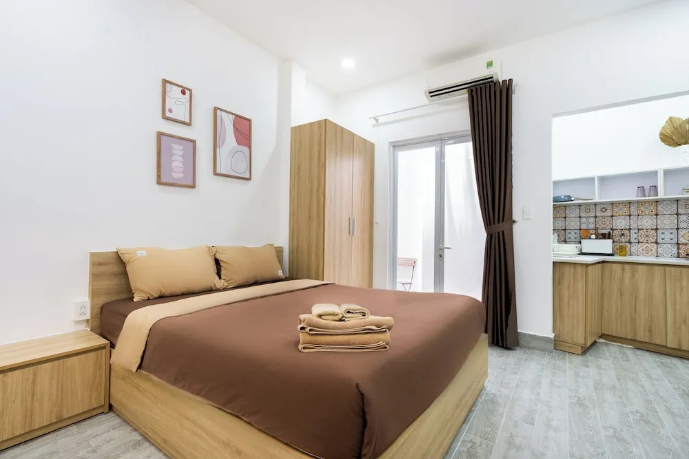 Ekomo Home 102 - Central Saigon