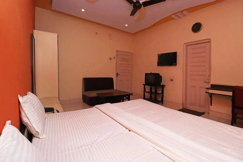 OYO Flagship 37028 Hotel Sheela