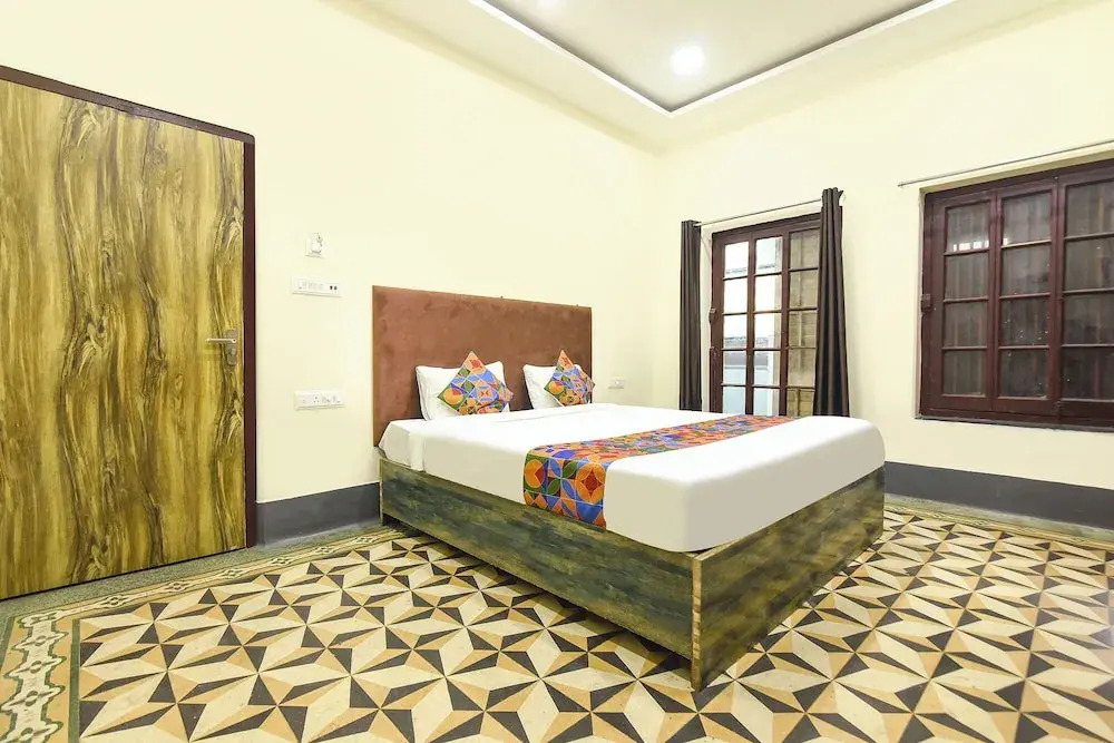 FabHotel KGF