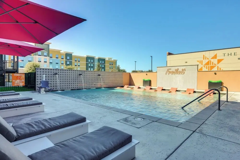 5 Mi to Dtwn: Modern Condo in New Braunfels!