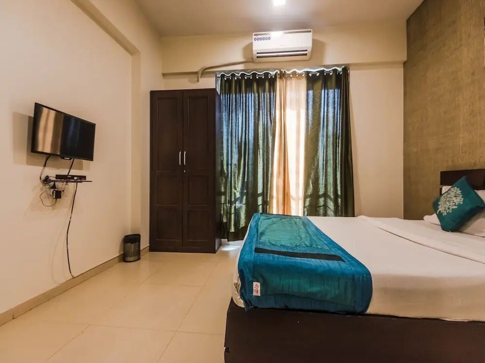 OYO 4082 Apartment Vashi