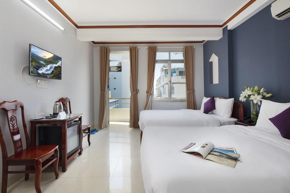Thanh Long Hotel