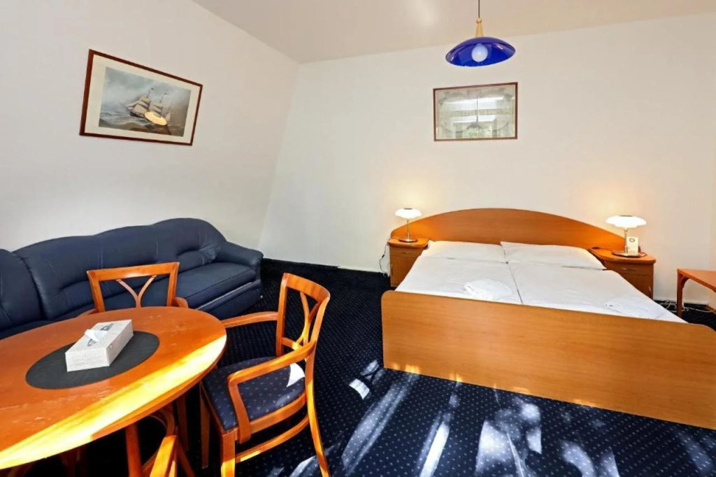 Hotel Laguna Slapy