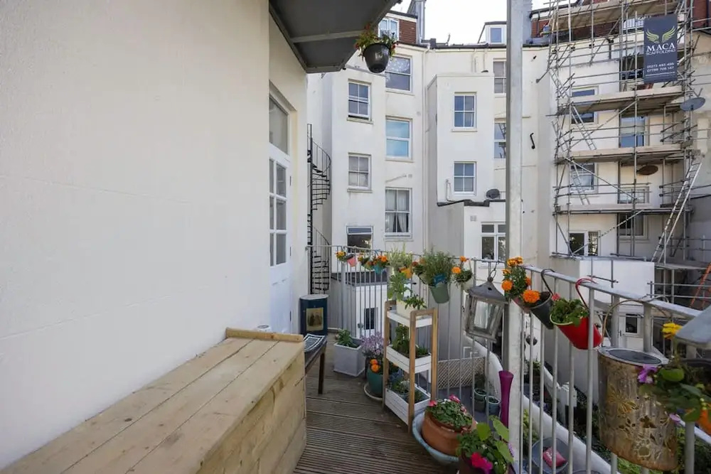 Host Stay St Aubyns Coastal Retreat