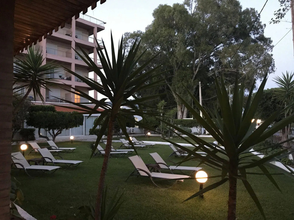 Stefania Beach Resort