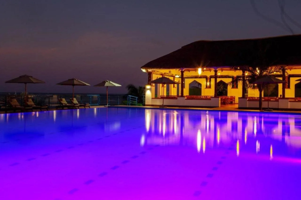 Отель Aya Sophia Villa Garden Hotel