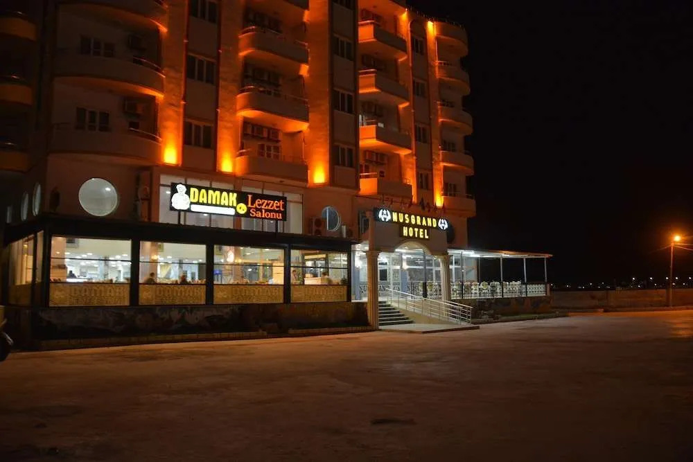 Nus Grand Hotel