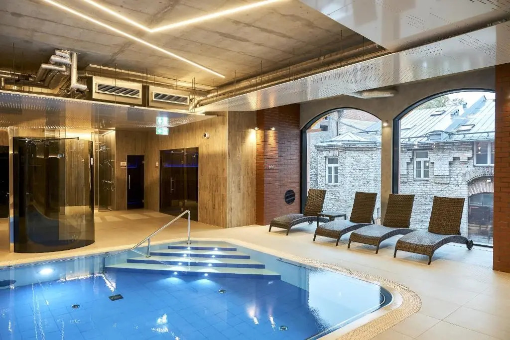 Metropol Hotel