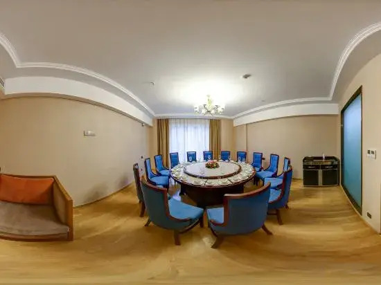 Vienna Hotel (Anyue Yuanjuedong Branch)