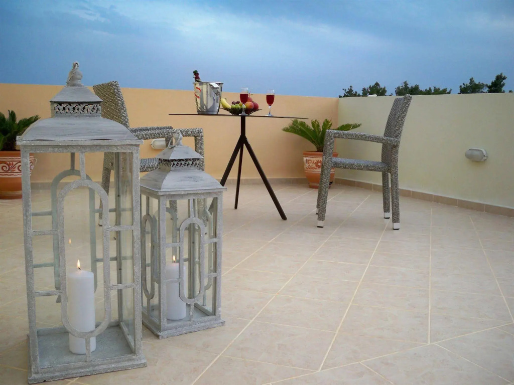 Miraluna Hotel