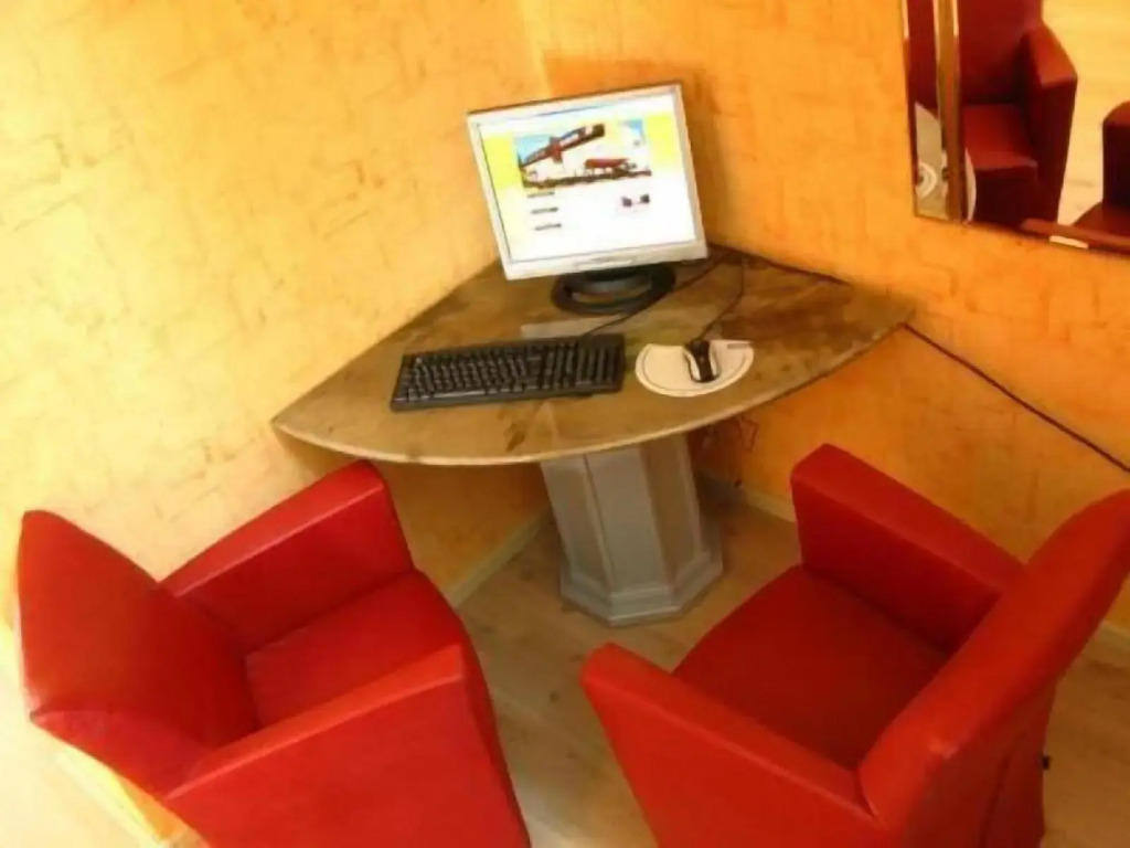 Hotel 4 Hufen