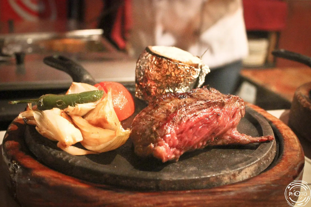 Robertos Bistro
