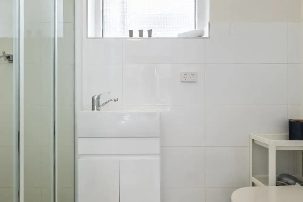 Seaside 1-bed Stay Near Cafes & Attractions