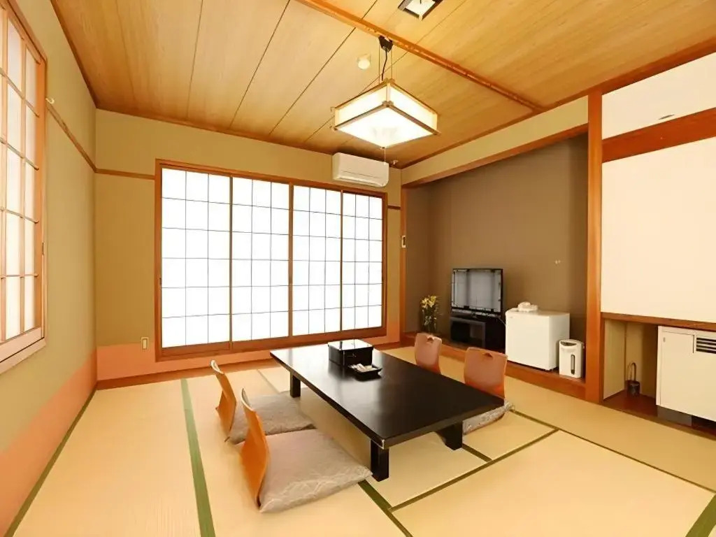 Shirako New Seaside Hotel