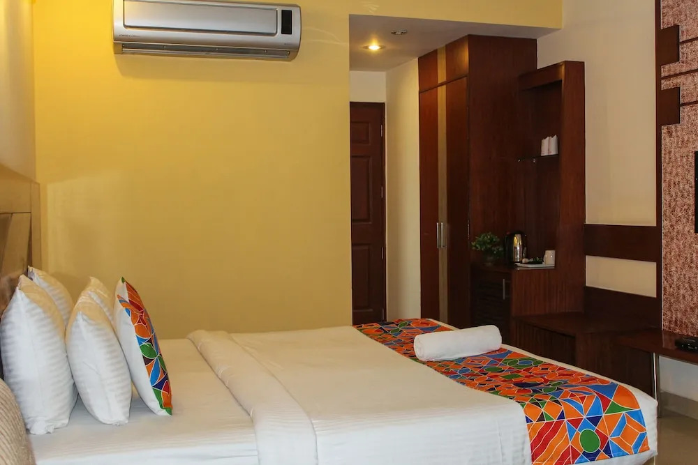 Asian Suites - The Pearl A-586