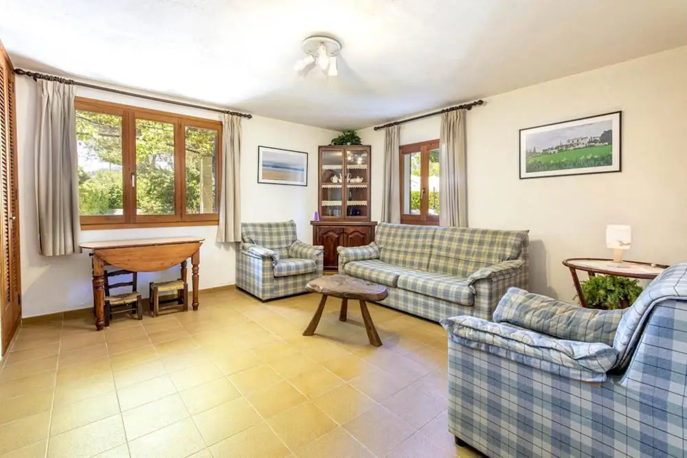 Villa - 2 Bedrooms with Pool and WiFi - 107924