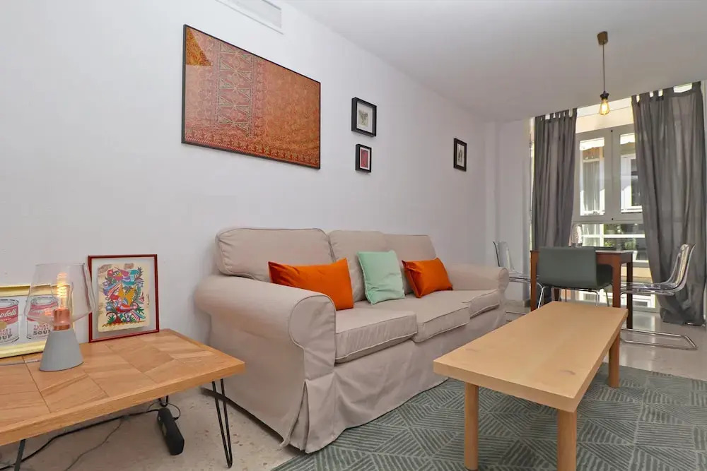 Del parque flats victoria trini