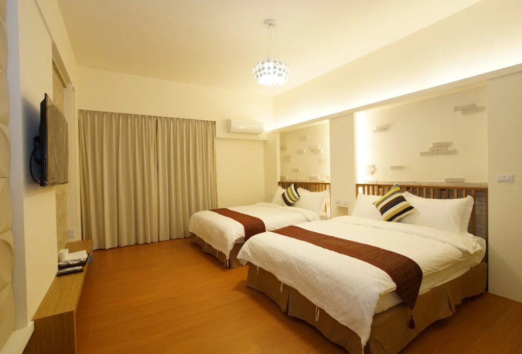 Happy Life Hostel