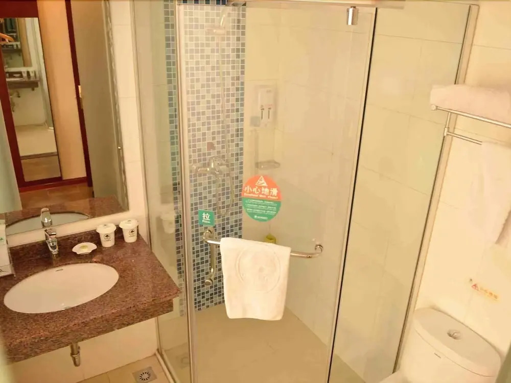 GreenTree Inn Jiangsu Suzhou Wujiang Yunliqiao Business Hotel