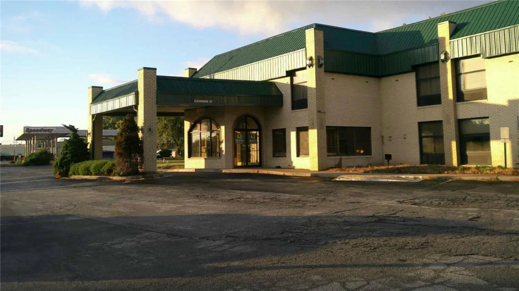 Quality Inn & Suites Indianapolis Northwest