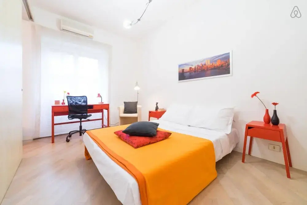 Large Flat With Garden and car Parking