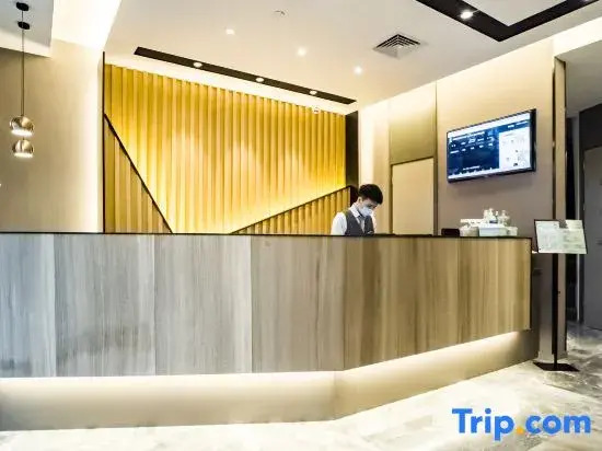 Homeinn Selected Hotel (Xiamen Railway Station Wenzhao Subway Station)