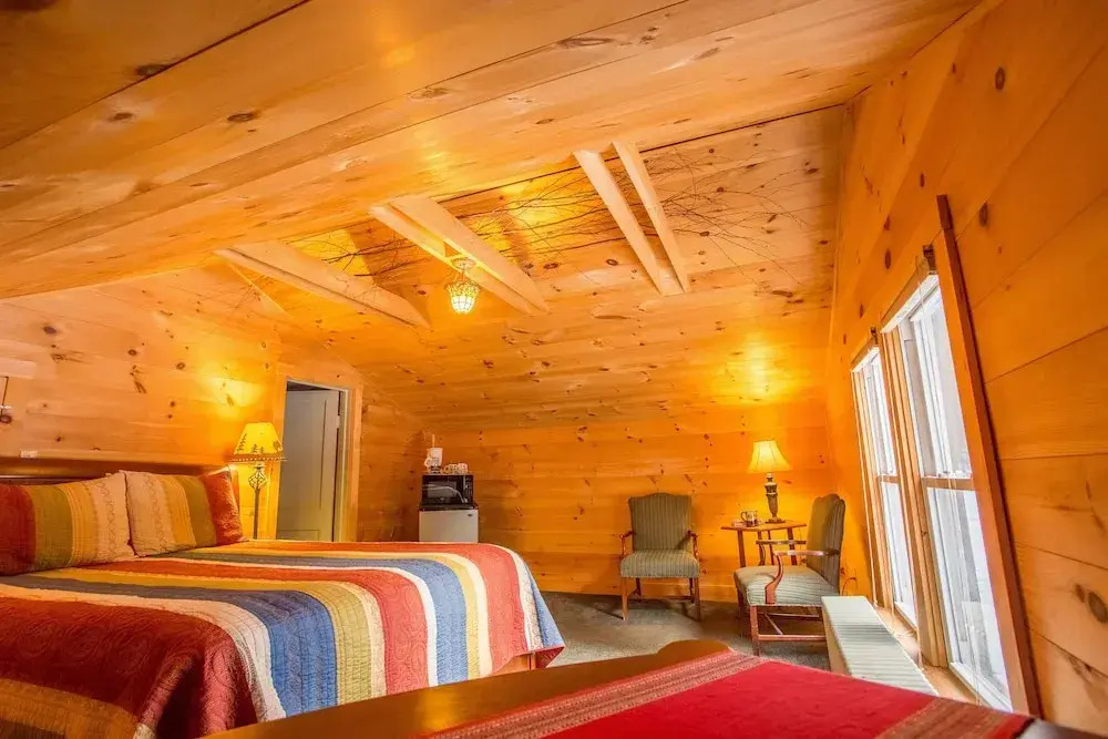 ADK Trail Inn