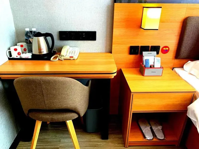 JUN Hotels Tianjin Jinnan District University City Pingfan Road