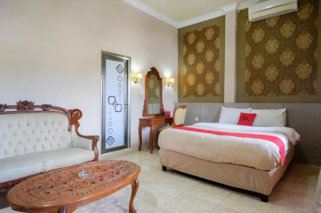 RedDoorz Plus at Hotel Srikandi Kendari