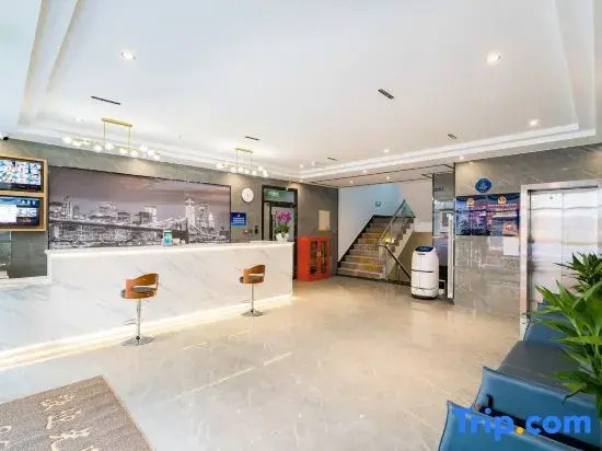 Super 8 Collection Hotel (Beijing International Trade Jianguomen)