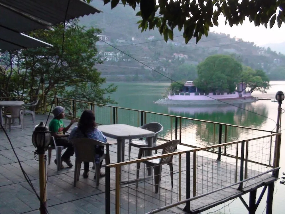 Echor Malusara Lakeview Retreat Bhimtal