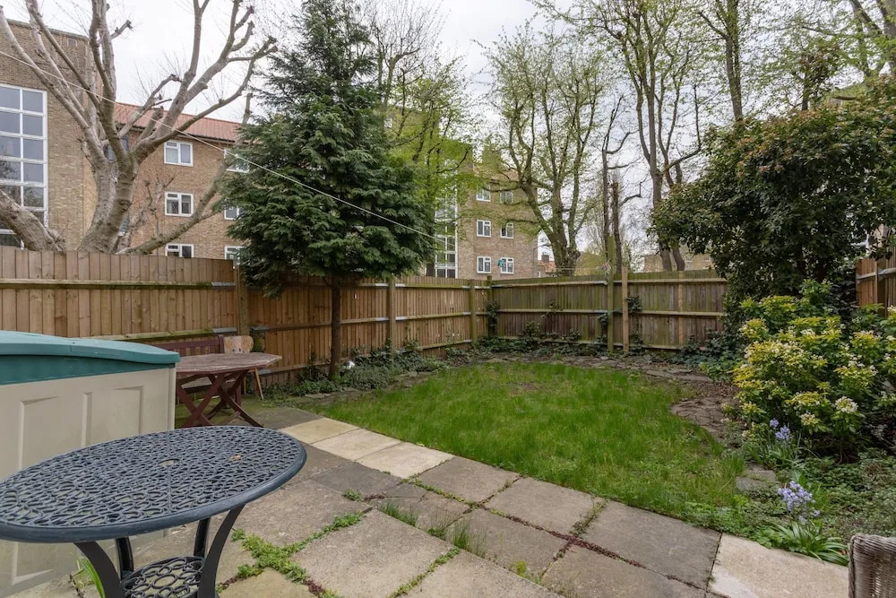 Lovely Wimbledon Family Apartment