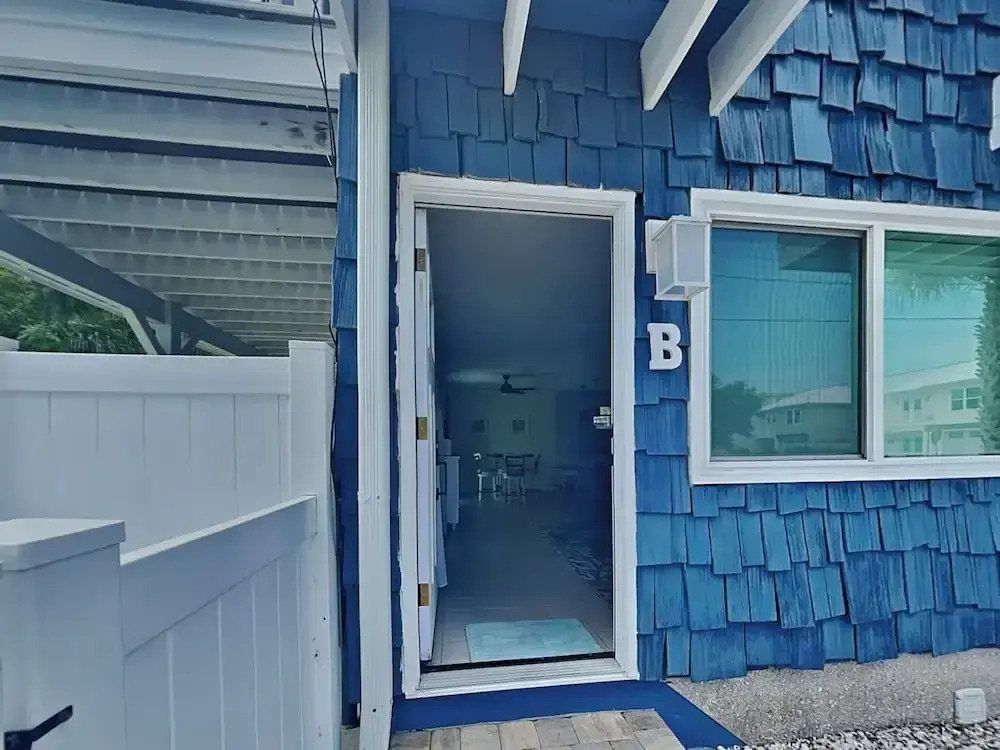 Beach House Lower