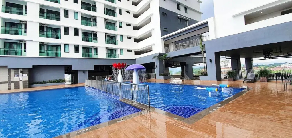 CASA SAKURA Studio Vista Bangi with Wi-fi & Netflix