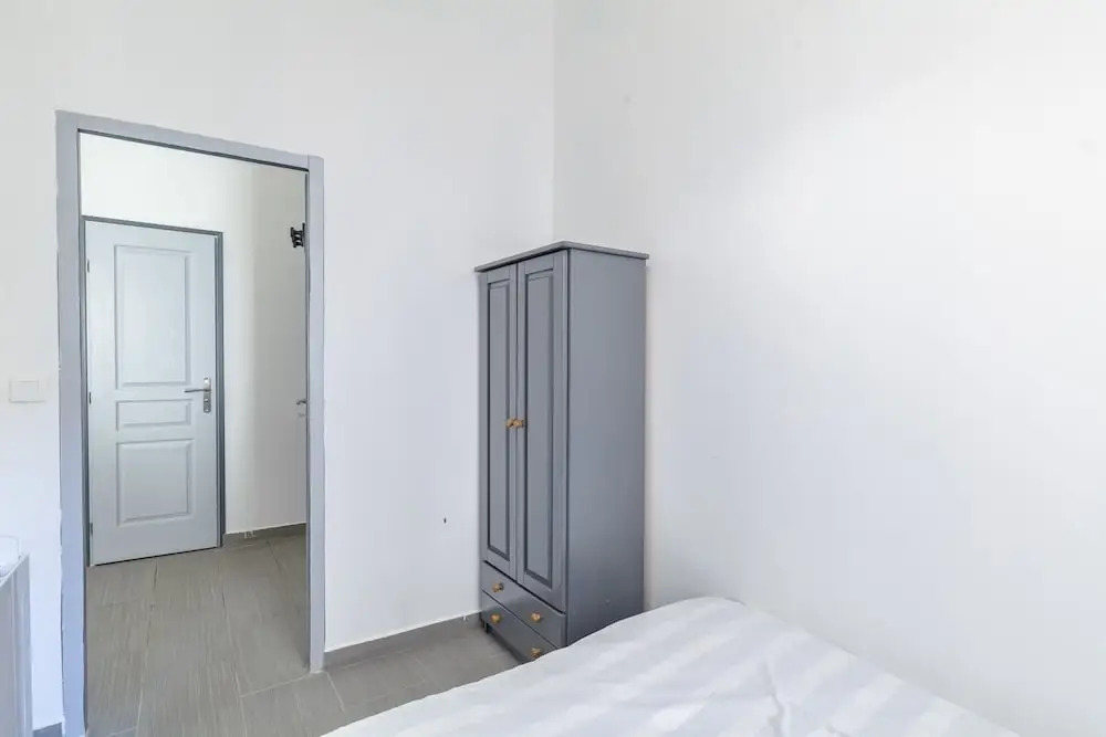 Modern flat near Parc du 26ème Centenaire