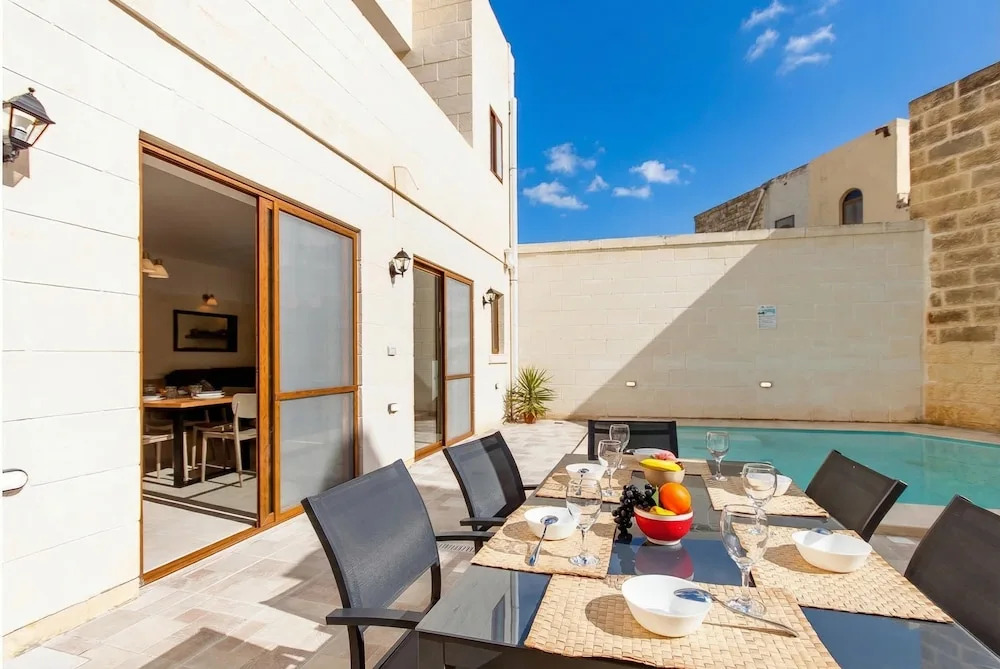 Nadurija, So Nice Gozitan Villa + Pool - Happy Rentals