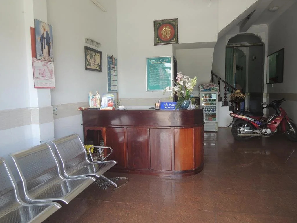 Nam Thang Long Motel