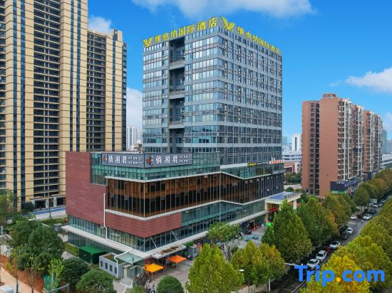 Vienna International Hotel (Lugu High-tech Zone Jiashanhu Park)