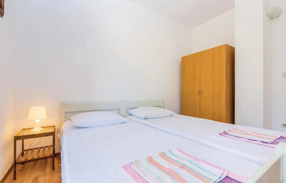 Amazing Apartment in Pinezici With 2 Bedrooms and Wifi