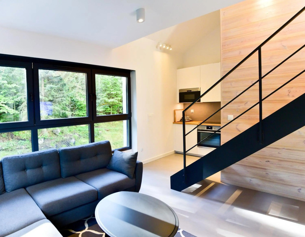Apartament Dwupoziomowy z Sauną - Apartamentuj