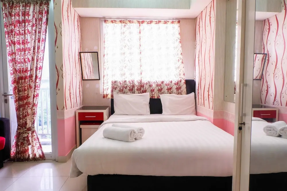 Center of Jakarta Westmark Studio Apartment