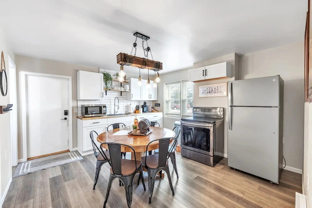 Newly Renovated - Walking Distance to Pier