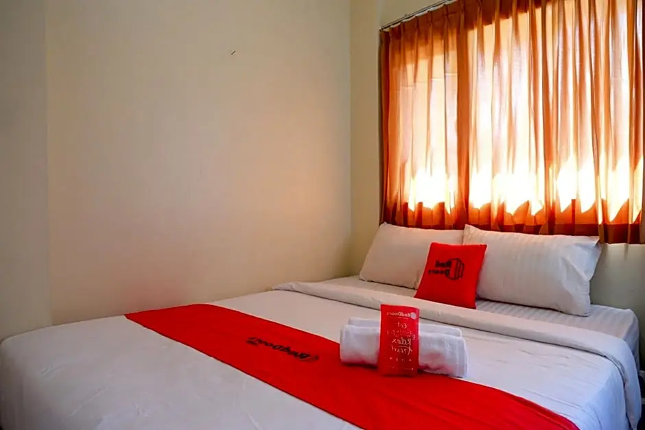 RedDoorz @ Jalan Setiabudi Semarang 2