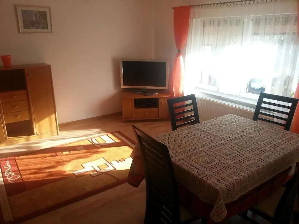 B&B vis a vis Zamku